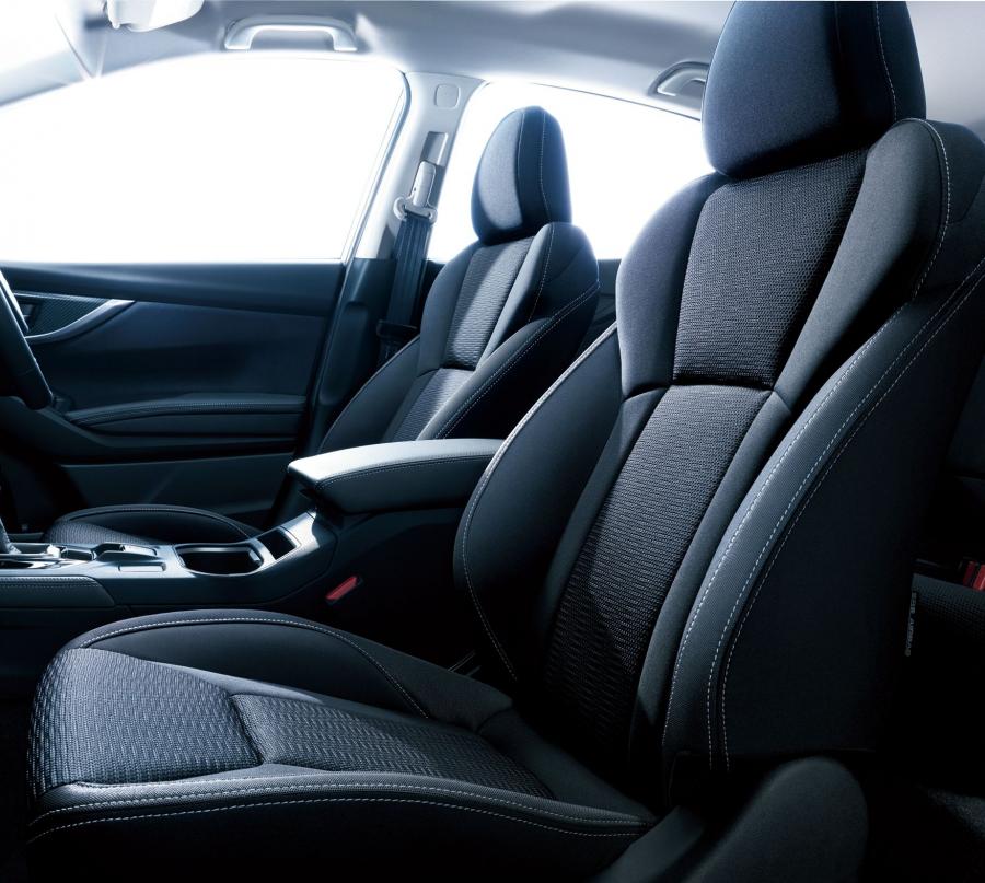 Интерьер Subaru Impreza Sport 2016 года  (JP) (фото 10 из 22)